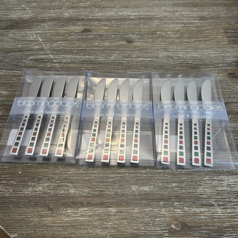Set Of 12 Bloomingdales Spreaders Cambridge Mosaic Handle Butter Knives Flatware